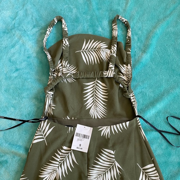 Forever21 Dress - Picture 3 of 4